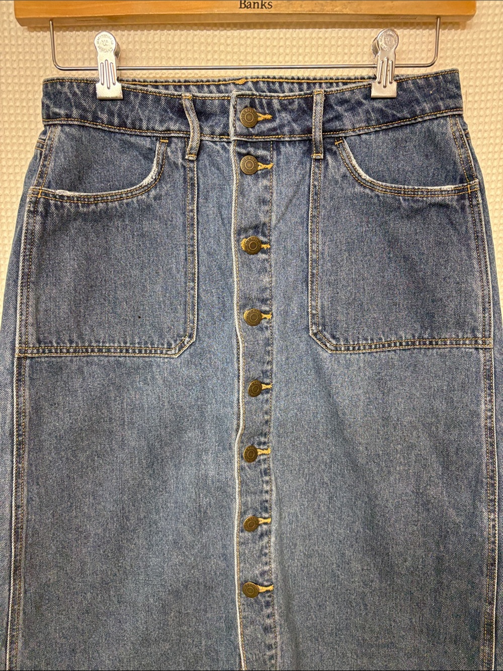 Old Navy button-down skirt - Picture 3 of 8